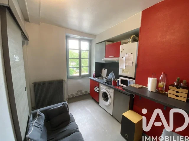 Kitchen; kitchen appliances, wood floor, natural light, modern style