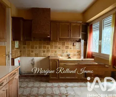 Cuisine; électroménager, parquet, lumière naturelle, style moderne