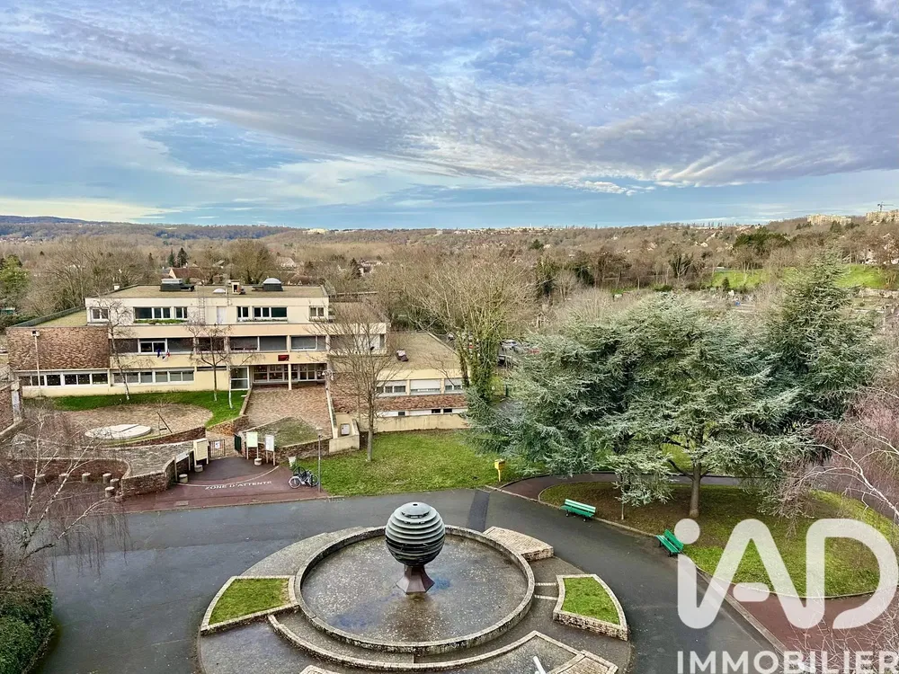 مطبخ; أجهزة المطبخ, أرضية خشبية, ضوء طبيعي, أسلوب عصري