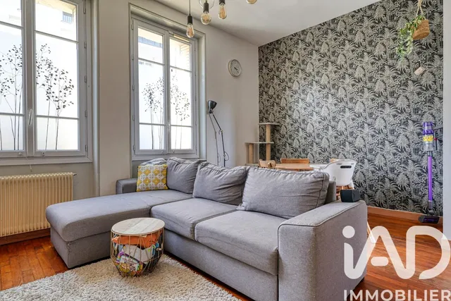 مطبخ; أجهزة المطبخ, أرضية خشبية, ضوء طبيعي, أسلوب عصري