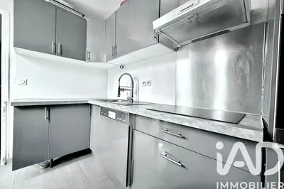 Wohnzimmer; holzboden, tageslicht, moderner stil