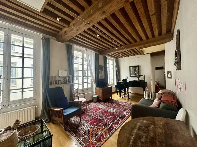 Wohnzimmer; holzboden, tageslicht, moderner stil