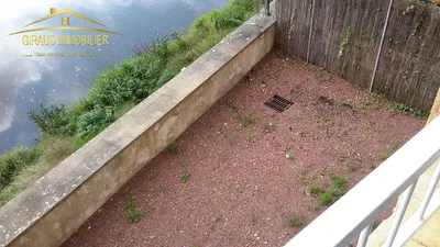 Cuisine; électroménager, parquet, lumière naturelle, style moderne