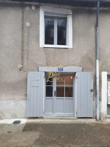 Kuchnia; sprzęt kuchenny, podłoga drewniana, światło dzienne, styl nowoczesny