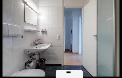 Wohnzimmer; holzboden, tageslicht, moderner stil