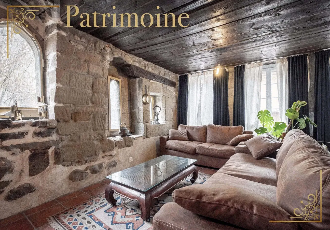 Küche; küchengeräte, holzboden, tageslicht, moderner stil