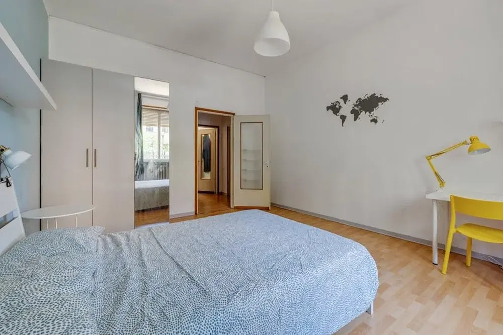 Wohnzimmer; holzboden, tageslicht, moderner stil