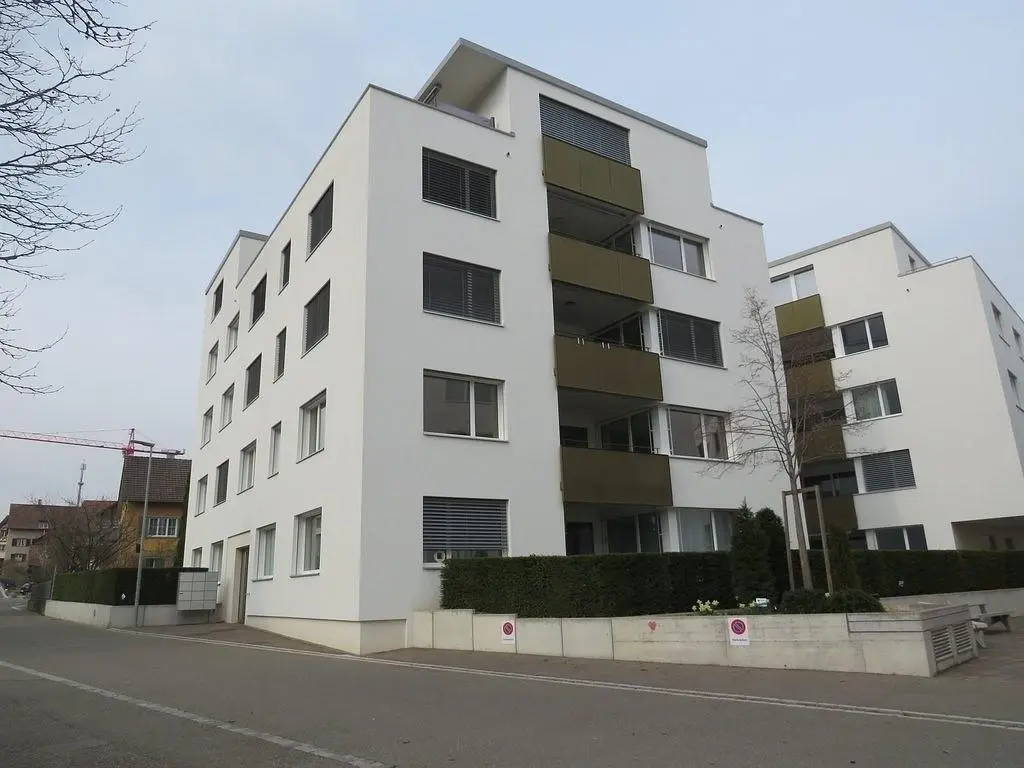 Küche; küchengeräte, holzboden, tageslicht, moderner stil