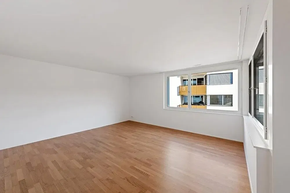 Küche; küchengeräte, holzboden, tageslicht, moderner stil