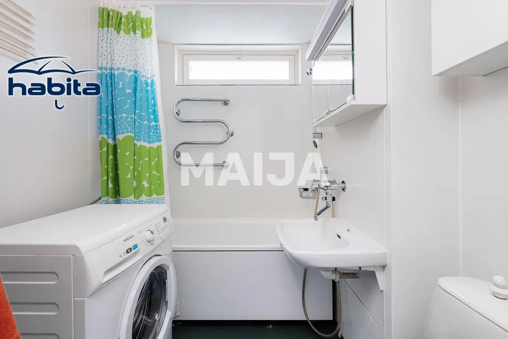 مطبخ; أجهزة المطبخ, أرضية خشبية, ضوء طبيعي, أسلوب عصري