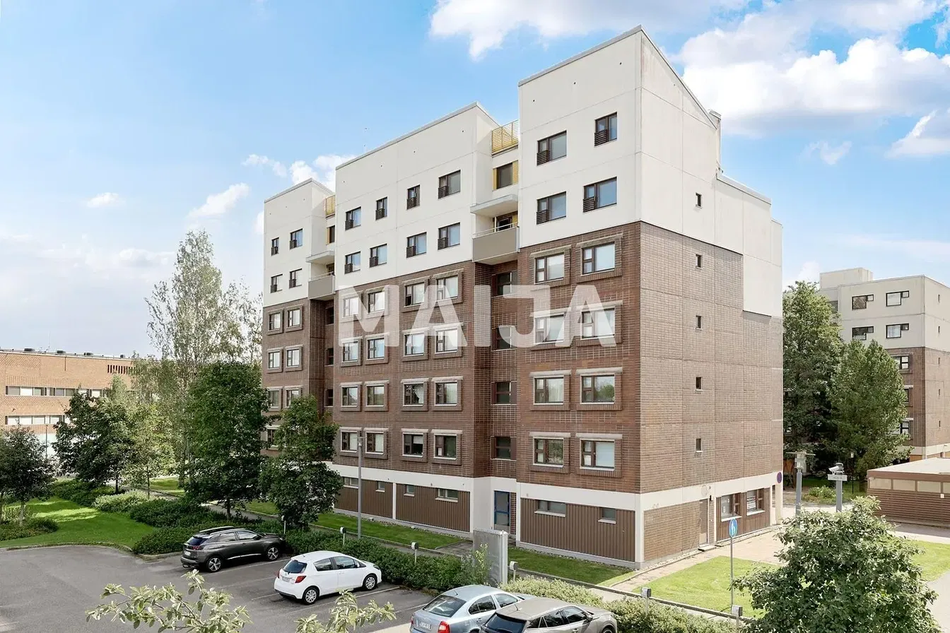 Cuisine; électroménager, parquet, lumière naturelle, style moderne