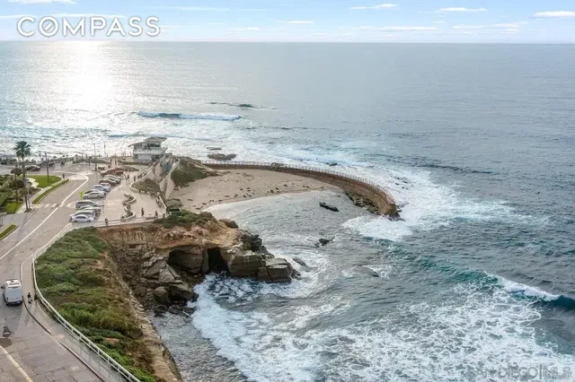 Kitchen; kitchen appliances, wood floor, natural light, modern style