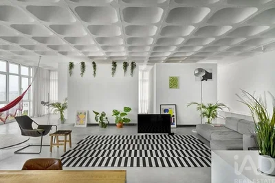 Küche; küchengeräte, holzboden, tageslicht, moderner stil