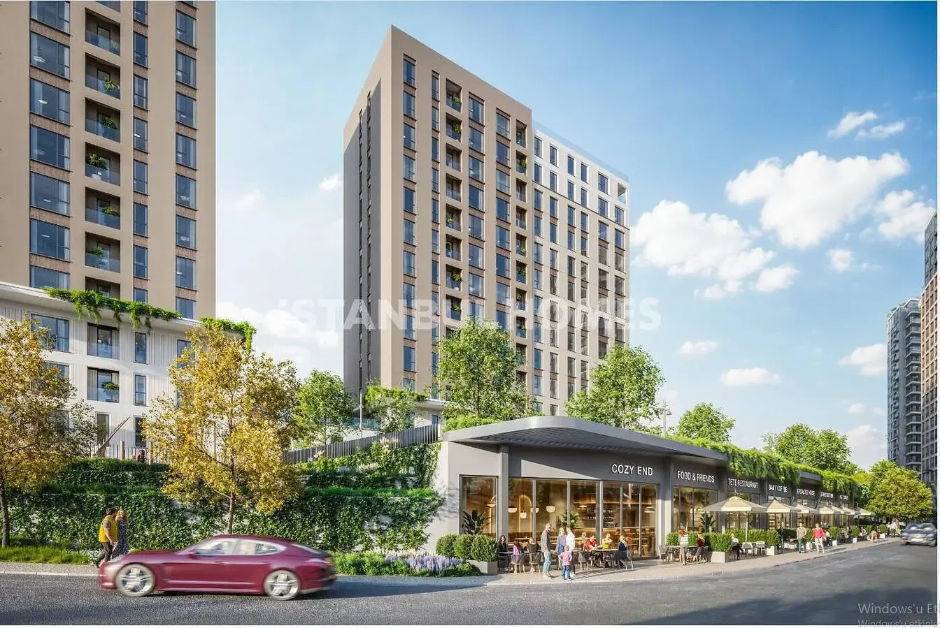 Keuken; keukenapparatuur, houten vloer, natuurlijk licht, moderne stijl