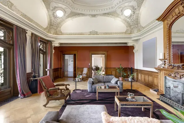 Cuisine; électroménager, parquet, lumière naturelle, style moderne