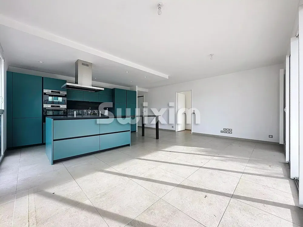 Küche; küchengeräte, holzboden, tageslicht, moderner stil