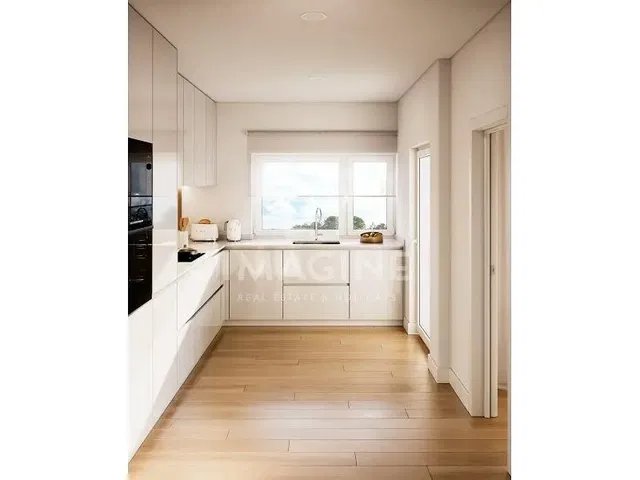 Living room; wood floor, natural light, modern style