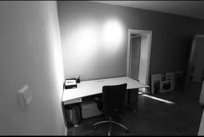 Cuisine; électroménager, parquet, lumière naturelle, style moderne