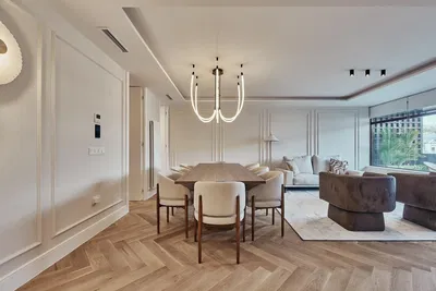 Küche; küchengeräte, holzboden, tageslicht, moderner stil