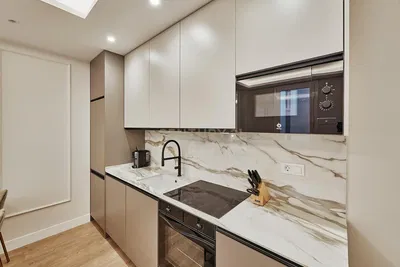 Дневна соба; дрвени под, природно светло, модерни стил