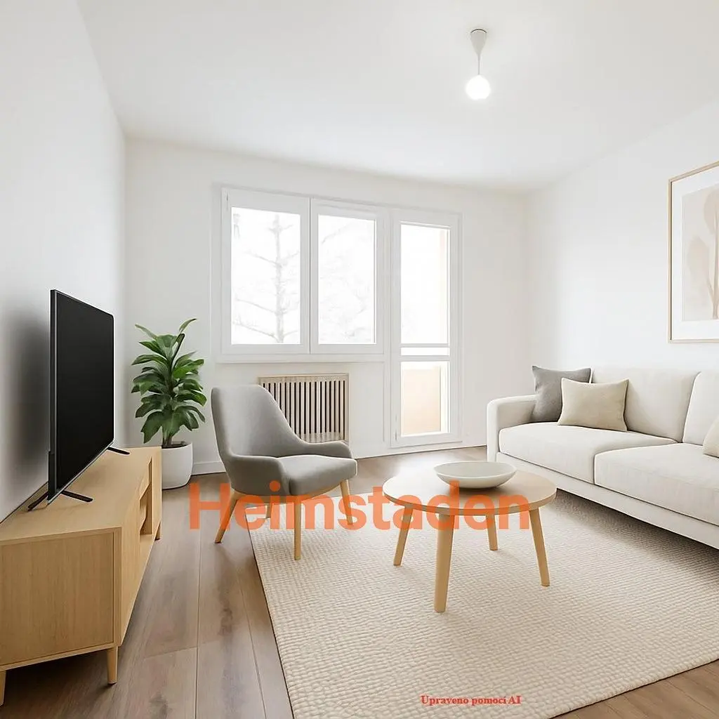 Kuchyňa; kuchynské spotrebiče, drevená podlaha, prirodzené svetlo, moderný štýl