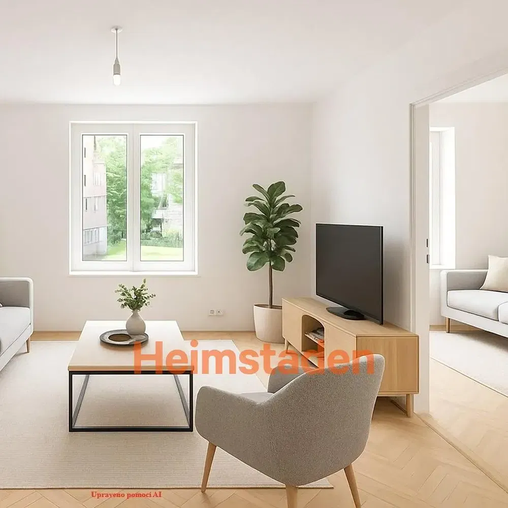 Keuken; keukenapparatuur, houten vloer, natuurlijk licht, moderne stijl