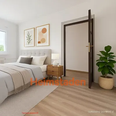 Keuken; keukenapparatuur, houten vloer, natuurlijk licht, moderne stijl