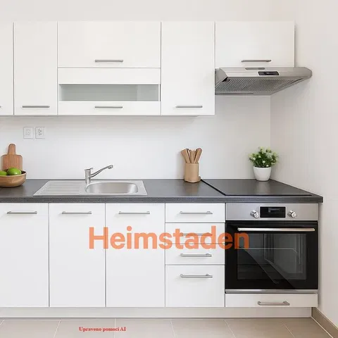 Mutfak; mutfak aletleri, ahşap zemin, doğal ışık, modern stil