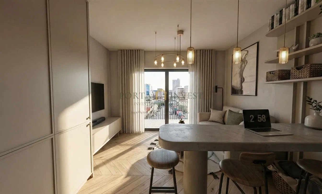 Cocina; electrodomésticos, suelo de madera, luz natural, estilo moderno