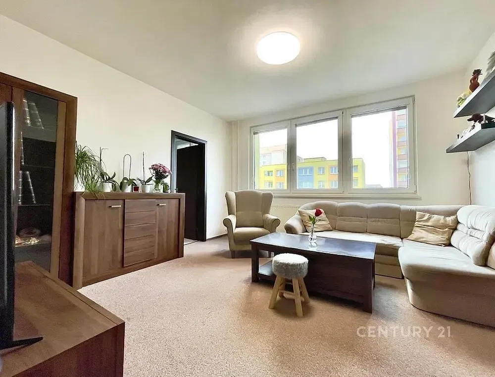 Cuisine; électroménager, parquet, lumière naturelle, style moderne