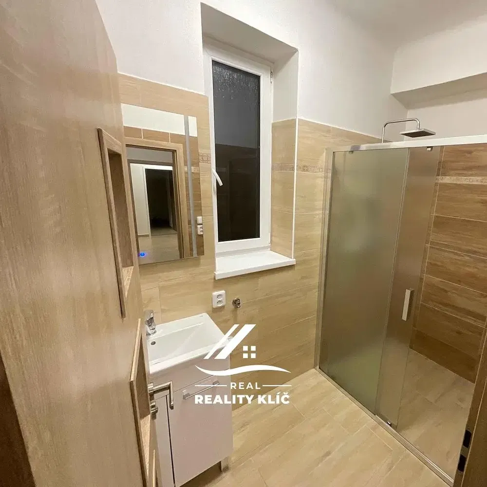 Kitchen; kitchen appliances, wood floor, natural light, modern style