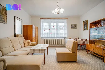 Кухня; кухненски уреди, дървен под, естествена светлина, модерен стил