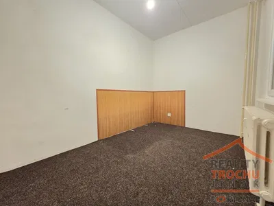 Salon; parquet, lumière naturelle, style moderne