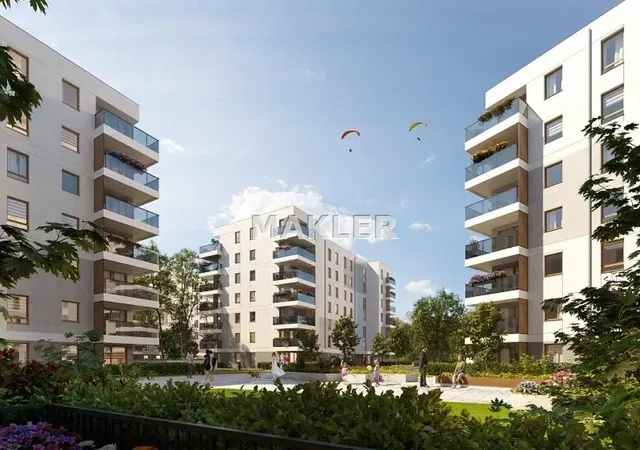 Oturma odası; ahşap zemin, doğal ışık, modern stil