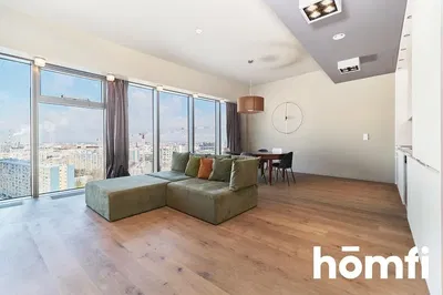 Küche; küchengeräte, holzboden, tageslicht, moderner stil