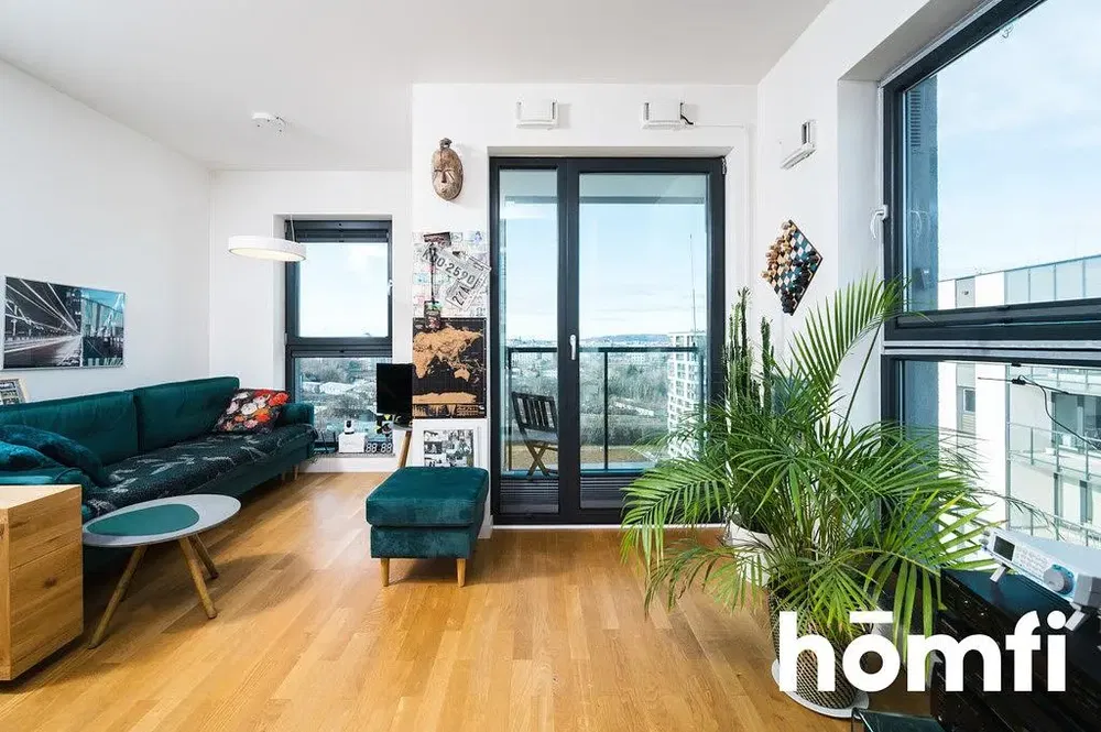 Wohnzimmer; holzboden, tageslicht, moderner stil