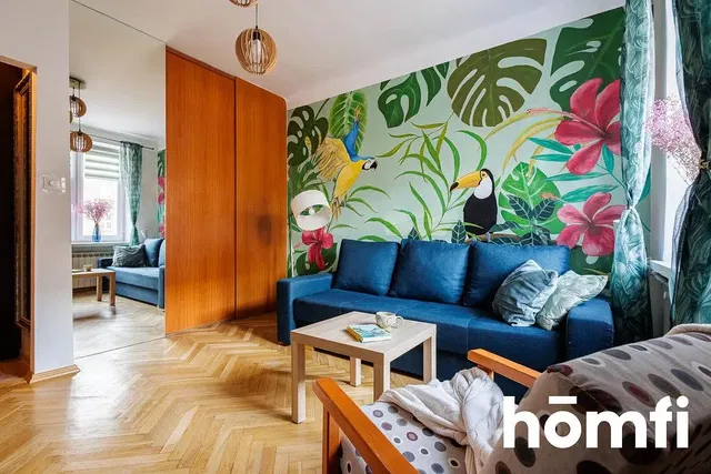 Cuisine; électroménager, parquet, lumière naturelle, style moderne