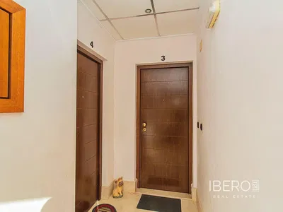 Wohnzimmer; holzboden, tageslicht, moderner stil