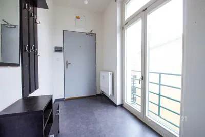 Кухня; кухненски уреди, плочки, естествена светлина, модерен стил