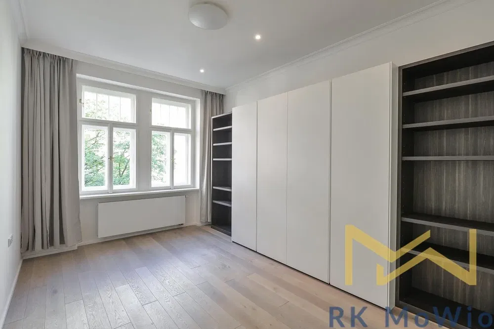 Dnevna soba; pogled, prirodno svjetlo, moderni stil