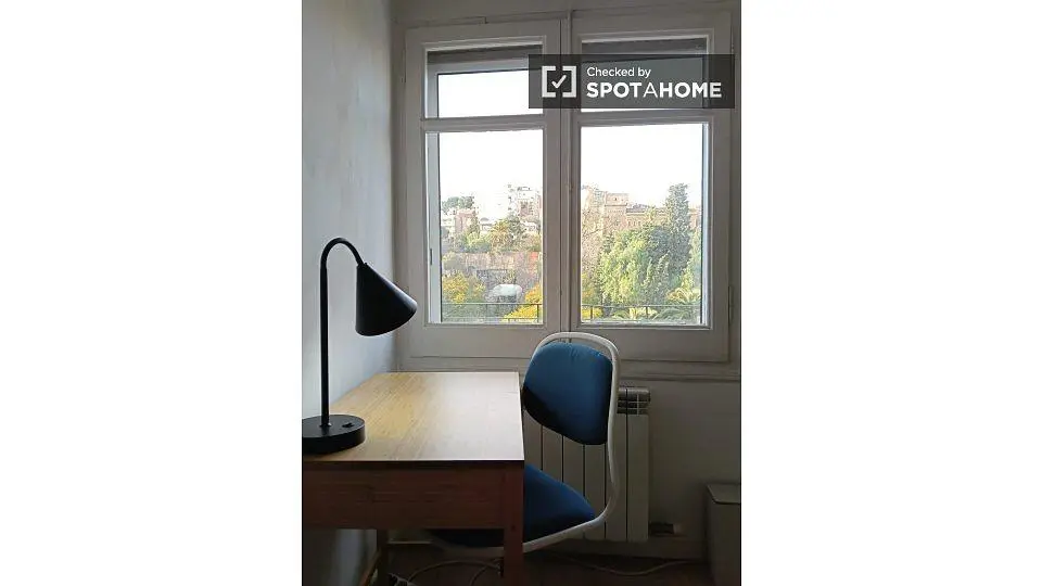 Küche; küchengeräte, holzboden, tageslicht, moderner stil