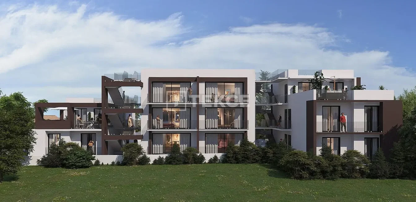 Obývací pokoj; dřevěná podlaha, přirozené světlo, moderní styl