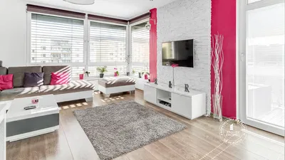 Cuisine; électroménager, parquet, lumière naturelle, style moderne