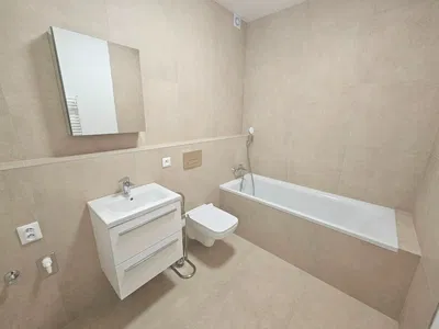 Cuisine; électroménager, parquet, lumière naturelle, style moderne