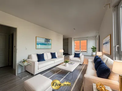 Cozinha; eletrodomésticos, chão de madeira, luz natural, estilo moderno