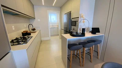 Cuisine; électroménager, parquet, lumière naturelle, style moderne