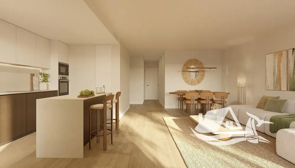 Kuchyně; kuchyňské spotřebiče, dřevěná podlaha, přirozené světlo, moderní styl