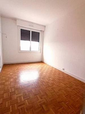 مطبخ; أجهزة المطبخ, أرضية خشبية, ضوء طبيعي, أسلوب عصري