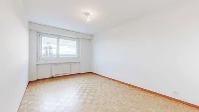 Cuisine; électroménager, parquet, lumière naturelle, style moderne