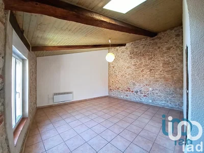 Küche; küchengeräte, holzboden, tageslicht, moderner stil